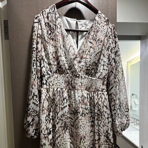 Chic Long Sleeve Animal Print Dress